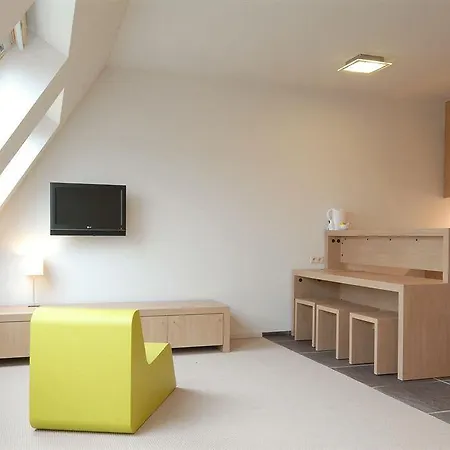 Hotel Corsendonk Apartments 3*